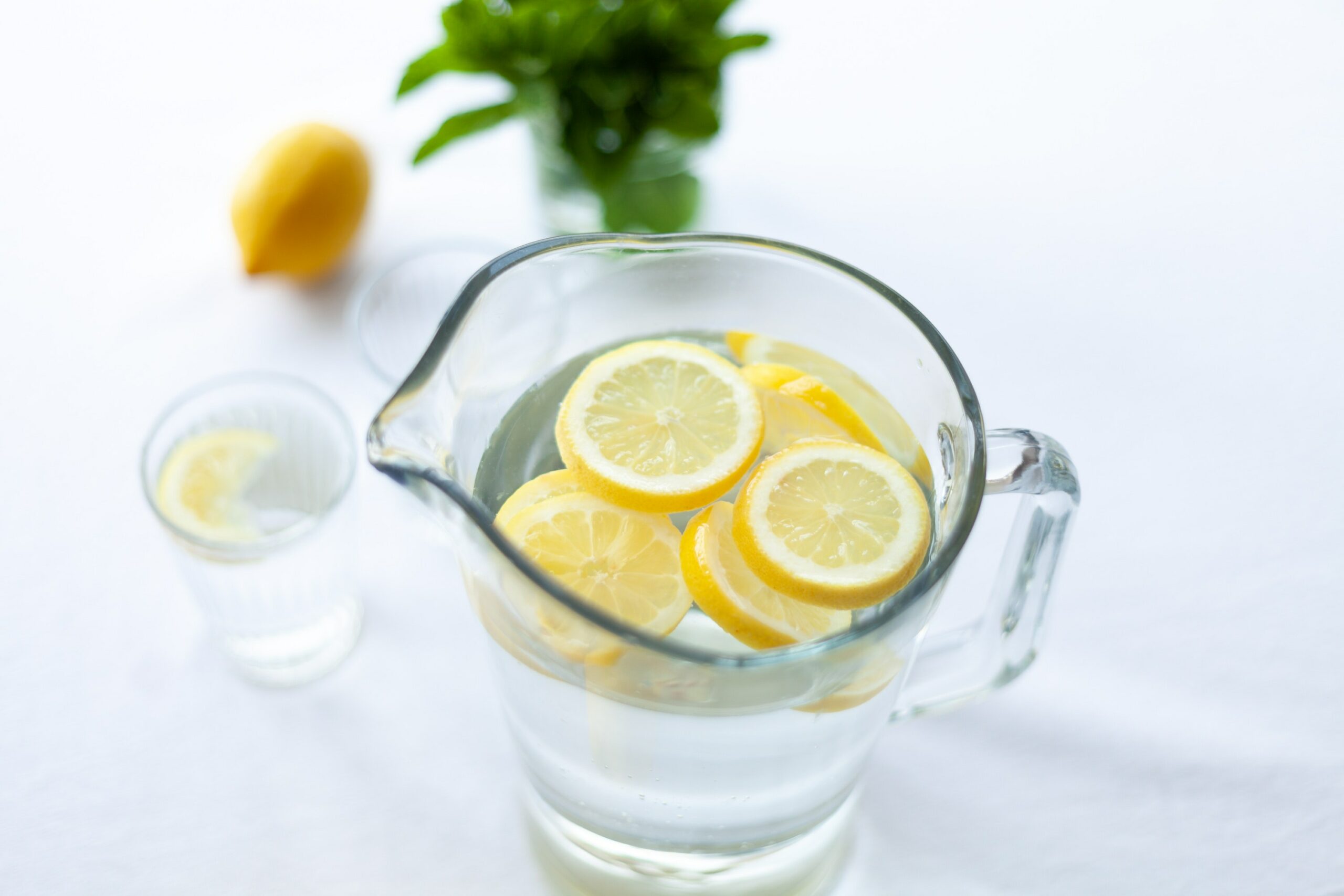 Transform your water with Mint lemon magic